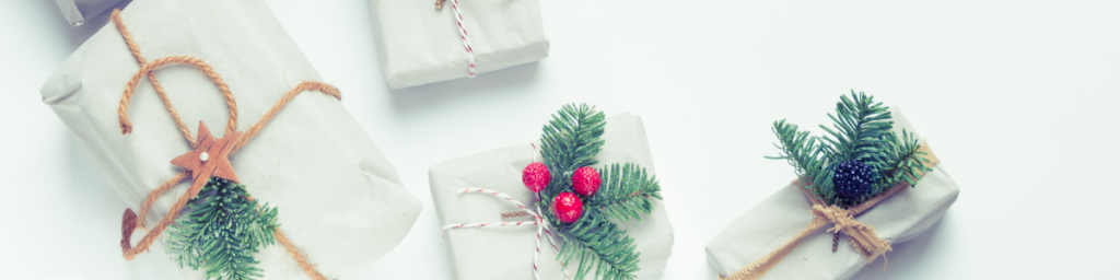 banner articolo regali di natale last minute immagine con pacchi di natale