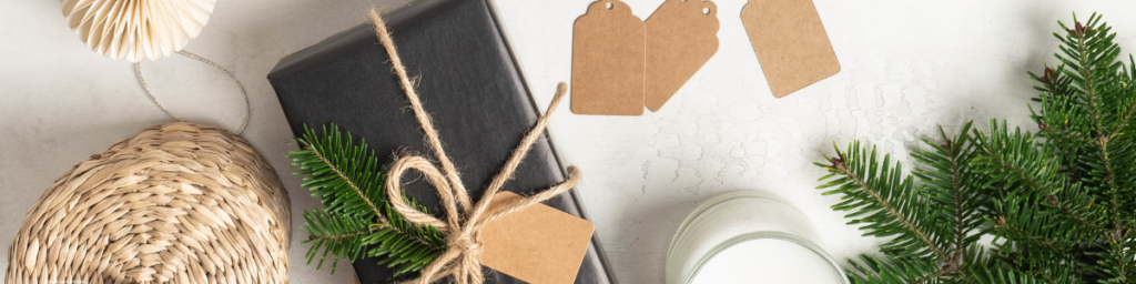 banner articolo idee regalo utili immagine con regali