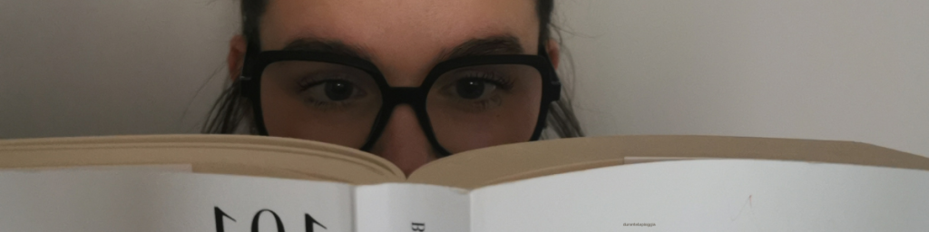banner articolo risparmiare sui libri: immagine libro aperto