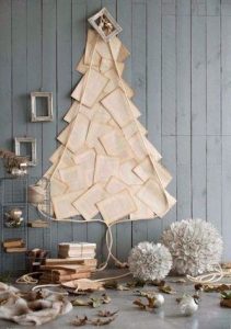 albero di Natale alternativo - pagine di libri