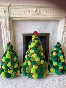 albero di Natale alternativo - pom pom