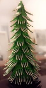 albero di Natale alternativo - posate plastica