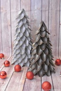 albero di Natale alternativo - posate plastica 2
