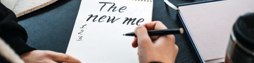 banner articolo come definire gli obiettivi - taccuino e penna